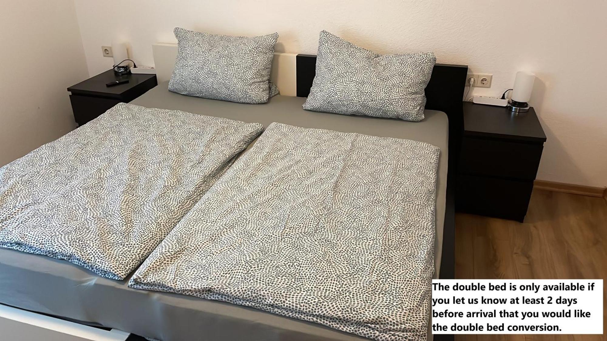 Ferienwohnung Mit 2 Zimmer, Kueche, Bad, In Saarbruecken Ngoại thất bức ảnh